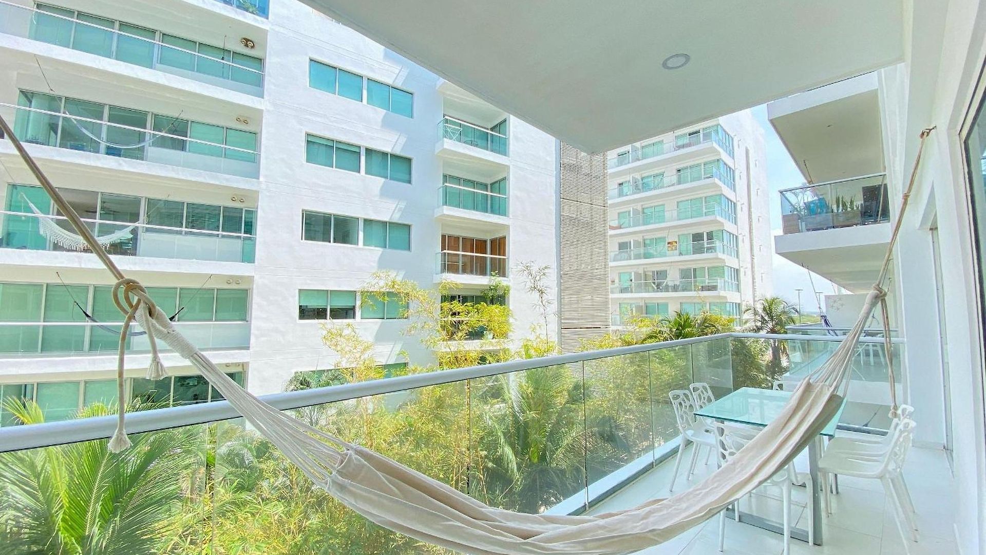 Apartamento Con Acceso Directo A La Playa En Morros 3 *