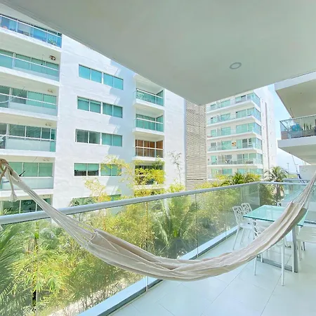 Apartamento Con Acceso Directo A La Playa En Morros 3 *