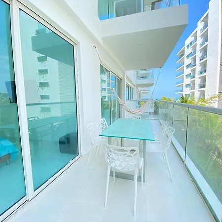 Con Acceso Directo A La Playa En Morros 3 Apartamento *